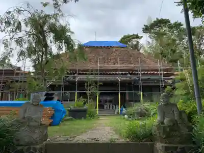 泉福寺の本殿・本堂