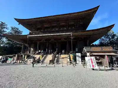 金峯山寺の本殿・本堂