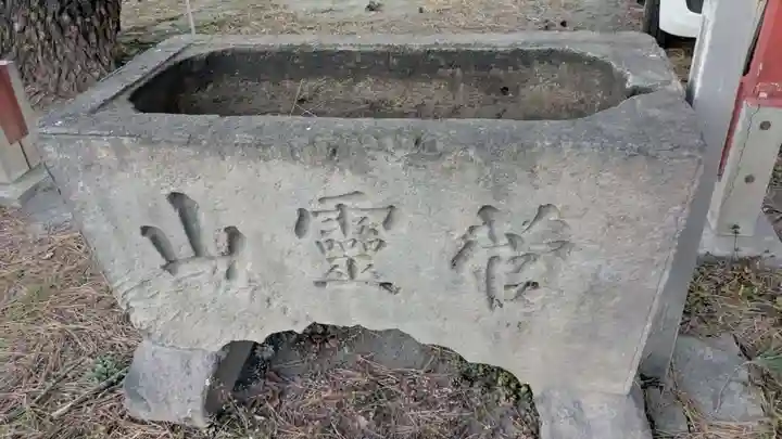 青梅神社の手水舎