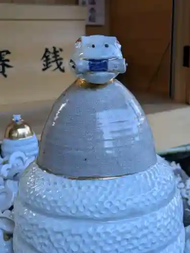 川越熊野神社の{uncategorized: "未分類", other: "その他", undefined: "問題あり", building: "その他建物", grave: "お墓", sacred_gate: "鳥居", guardian: "狛犬", statue: "像", buddha: "仏像", history: "歴史", nature: "自然", garden: "庭園", animal: "動物", pagoda: "塔", temizu: "手水舎", mountain_gate: "山門・神門", sanctuary: "本殿・本堂", subordinate: "末社・摂社", art: "芸術", scenery: "景色", jizo: "地蔵", ema: "絵馬", goshuin: "御朱印", omikuji: "おみくじ", items: "授与品その他", amulet: "お守り", goshuincho: "御朱印帳", eats: "食事", festival: "お祭り", votive_dance: "神楽", shichigosan: "七五三参", wedding: "結婚式", experience: "体験その他", initially: "初詣", around: "周辺", anti_infection: "感染症対策"}