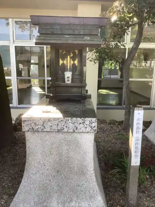 和爾良神社の末社・摂社