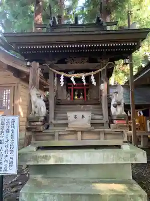 鳥谷崎神社の本殿・本堂