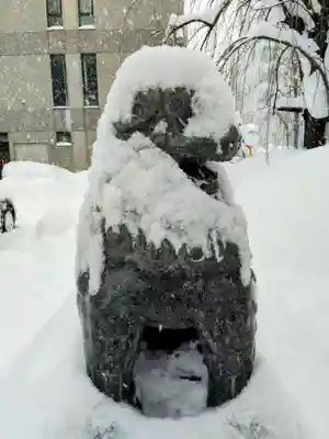 北海道神宮頓宮の狛犬