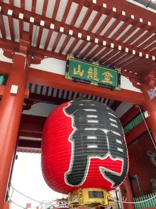 浅草寺の山門・神門