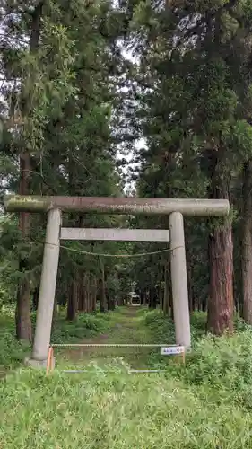 榎下神社の鳥居