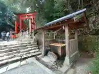 神倉神社(熊野速玉大社摂社)の{uncategorized: "未分類", other: "その他", undefined: "問題あり", building: "その他建物", grave: "お墓", sacred_gate: "鳥居", guardian: "狛犬", statue: "像", buddha: "仏像", history: "歴史", nature: "自然", garden: "庭園", animal: "動物", pagoda: "塔", temizu: "手水舎", mountain_gate: "山門・神門", sanctuary: "本殿・本堂", subordinate: "末社・摂社", art: "芸術", scenery: "景色", jizo: "地蔵", ema: "絵馬", goshuin: "御朱印", omikuji: "おみくじ", items: "授与品その他", amulet: "お守り", goshuincho: "御朱印帳", eats: "食事", festival: "お祭り", votive_dance: "神楽", shichigosan: "七五三参", wedding: "結婚式", experience: "体験その他", initially: "初詣", around: "周辺", anti_infection: "感染症対策"}
