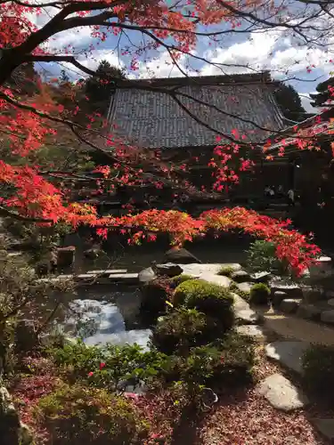 百済寺の本殿・本堂