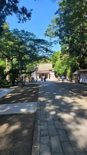 息栖神社の{uncategorized: "未分類", other: "その他", undefined: "問題あり", building: "その他建物", grave: "お墓", sacred_gate: "鳥居", guardian: "狛犬", statue: "像", buddha: "仏像", history: "歴史", nature: "自然", garden: "庭園", animal: "動物", pagoda: "塔", temizu: "手水舎", mountain_gate: "山門・神門", sanctuary: "本殿・本堂", subordinate: "末社・摂社", art: "芸術", scenery: "景色", jizo: "地蔵", ema: "絵馬", goshuin: "御朱印", omikuji: "おみくじ", items: "授与品その他", amulet: "お守り", goshuincho: "御朱印帳", eats: "食事", festival: "お祭り", votive_dance: "神楽", shichigosan: "七五三参", wedding: "結婚式", experience: "体験その他", initially: "初詣", around: "周辺", anti_infection: "感染症対策"}