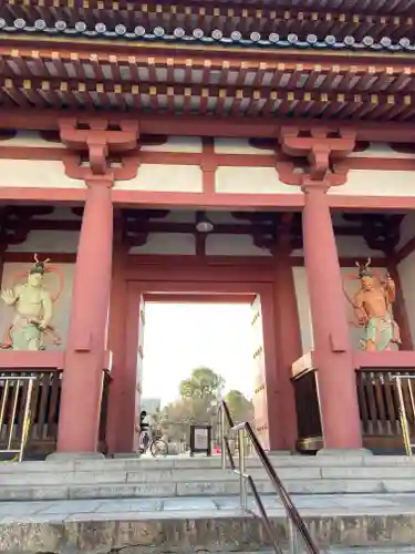 四天王寺の山門