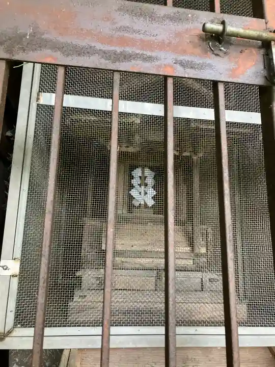北斗神社の{uncategorized: "未分類", other: "その他", undefined: "問題あり", building: "その他建物", grave: "お墓", sacred_gate: "鳥居", guardian: "狛犬", statue: "像", buddha: "仏像", history: "歴史", nature: "自然", garden: "庭園", animal: "動物", pagoda: "塔", temizu: "手水舎", mountain_gate: "山門・神門", sanctuary: "本殿・本堂", subordinate: "末社・摂社", art: "芸術", scenery: "景色", jizo: "地蔵", ema: "絵馬", goshuin: "御朱印", omikuji: "おみくじ", items: "授与品その他", amulet: "お守り", goshuincho: "御朱印帳", eats: "食事", festival: "お祭り", votive_dance: "神楽", shichigosan: "七五三参", wedding: "結婚式", experience: "体験その他", initially: "初詣", around: "周辺", anti_infection: "感染症対策"}