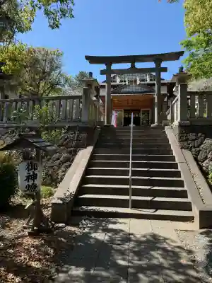 八雲神社(緑町)の{uncategorized: "未分類", other: "その他", undefined: "問題あり", building: "その他建物", grave: "お墓", sacred_gate: "鳥居", guardian: "狛犬", statue: "像", buddha: "仏像", history: "歴史", nature: "自然", garden: "庭園", animal: "動物", pagoda: "塔", temizu: "手水舎", mountain_gate: "山門・神門", sanctuary: "本殿・本堂", subordinate: "末社・摂社", art: "芸術", scenery: "景色", jizo: "地蔵", ema: "絵馬", goshuin: "御朱印", omikuji: "おみくじ", items: "授与品その他", amulet: "お守り", goshuincho: "御朱印帳", eats: "食事", festival: "お祭り", votive_dance: "神楽", shichigosan: "七五三参", wedding: "結婚式", experience: "体験その他", initially: "初詣", around: "周辺", anti_infection: "感染症対策"}