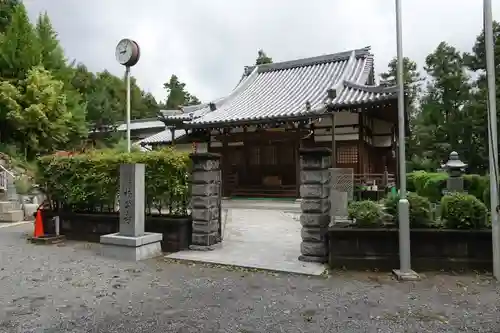 楠公寺の本殿