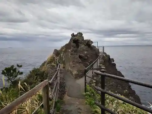 石室神社の末社