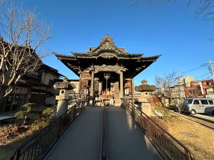 秩父札所十三番 慈眼寺の本殿・本堂