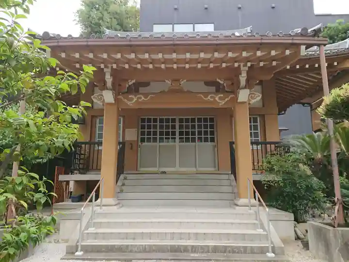 日蓮宗瑞光山久遠寺の本殿・本堂