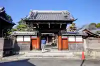 来徳寺の山門・神門