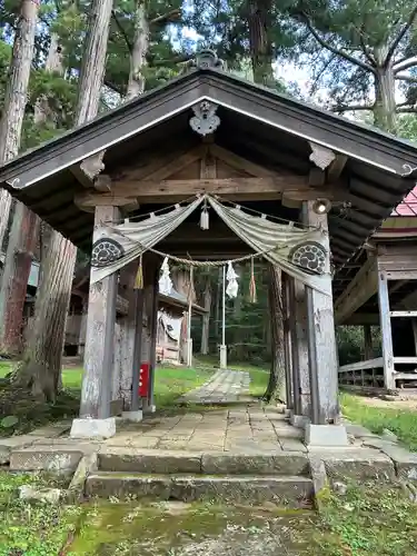 刈谷沢神明宮(長野県)