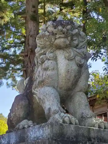 諏訪大社上社前宮の狛犬