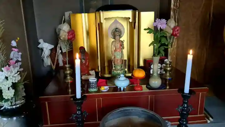 新正寺の本殿・本堂