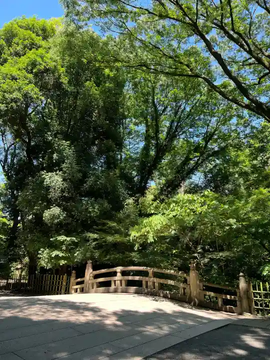 明治神宮の{uncategorized: "未分類", other: "その他", undefined: "問題あり", building: "その他建物", grave: "お墓", sacred_gate: "鳥居", guardian: "狛犬", statue: "像", buddha: "仏像", history: "歴史", nature: "自然", garden: "庭園", animal: "動物", pagoda: "塔", temizu: "手水舎", mountain_gate: "山門・神門", sanctuary: "本殿・本堂", subordinate: "末社・摂社", art: "芸術", scenery: "景色", jizo: "地蔵", ema: "絵馬", goshuin: "御朱印", omikuji: "おみくじ", items: "授与品その他", amulet: "お守り", goshuincho: "御朱印帳", eats: "食事", festival: "お祭り", votive_dance: "神楽", shichigosan: "七五三参", wedding: "結婚式", experience: "体験その他", initially: "初詣", around: "周辺", anti_infection: "感染症対策"}
