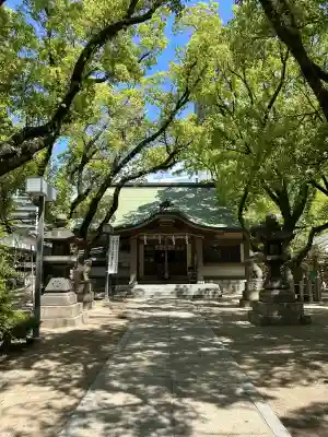 素盞烏尊神社の{uncategorized: "未分類", other: "その他", undefined: "問題あり", building: "その他建物", grave: "お墓", sacred_gate: "鳥居", guardian: "狛犬", statue: "像", buddha: "仏像", history: "歴史", nature: "自然", garden: "庭園", animal: "動物", pagoda: "塔", temizu: "手水舎", mountain_gate: "山門・神門", sanctuary: "本殿・本堂", subordinate: "末社・摂社", art: "芸術", scenery: "景色", jizo: "地蔵", ema: "絵馬", goshuin: "御朱印", omikuji: "おみくじ", items: "授与品その他", amulet: "お守り", goshuincho: "御朱印帳", eats: "食事", festival: "お祭り", votive_dance: "神楽", shichigosan: "七五三参", wedding: "結婚式", experience: "体験その他", initially: "初詣", around: "周辺", anti_infection: "感染症対策"}