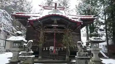 諏訪神社の本殿・本堂