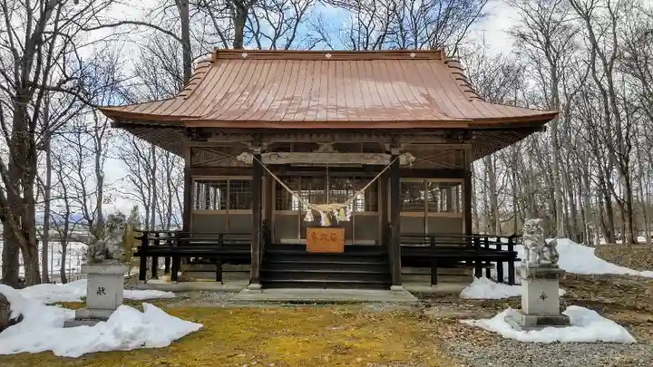 富山神社の本殿・本堂