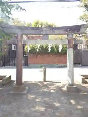 巽神社の{uncategorized: "未分類", other: "その他", undefined: "問題あり", building: "その他建物", grave: "お墓", sacred_gate: "鳥居", guardian: "狛犬", statue: "像", buddha: "仏像", history: "歴史", nature: "自然", garden: "庭園", animal: "動物", pagoda: "塔", temizu: "手水舎", mountain_gate: "山門・神門", sanctuary: "本殿・本堂", subordinate: "末社・摂社", art: "芸術", scenery: "景色", jizo: "地蔵", ema: "絵馬", goshuin: "御朱印", omikuji: "おみくじ", items: "授与品その他", amulet: "お守り", goshuincho: "御朱印帳", eats: "食事", festival: "お祭り", votive_dance: "神楽", shichigosan: "七五三参", wedding: "結婚式", experience: "体験その他", initially: "初詣", around: "周辺", anti_infection: "感染症対策"}