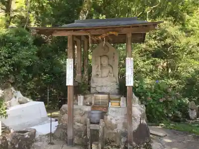 瀧法寺の末社・摂社