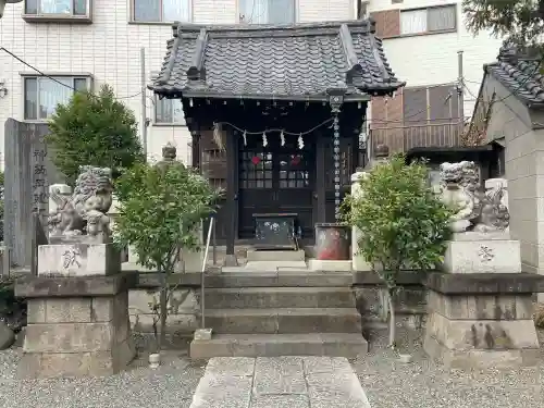 亀戸水神社の{uncategorized: "未分類", other: "その他", undefined: "問題あり", building: "その他建物", grave: "お墓", sacred_gate: "鳥居", guardian: "狛犬", statue: "像", buddha: "仏像", history: "歴史", nature: "自然", garden: "庭園", animal: "動物", pagoda: "塔", temizu: "手水舎", mountain_gate: "山門・神門", sanctuary: "本殿・本堂", subordinate: "末社・摂社", art: "芸術", scenery: "景色", jizo: "地蔵", ema: "絵馬", goshuin: "御朱印", omikuji: "おみくじ", items: "授与品その他", amulet: "お守り", goshuincho: "御朱印帳", eats: "食事", festival: "お祭り", votive_dance: "神楽", shichigosan: "七五三参", wedding: "結婚式", experience: "体験その他", initially: "初詣", around: "周辺", anti_infection: "感染症対策"}