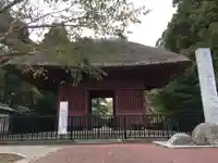 薬王院の山門・神門