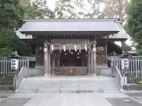 神明社の本殿