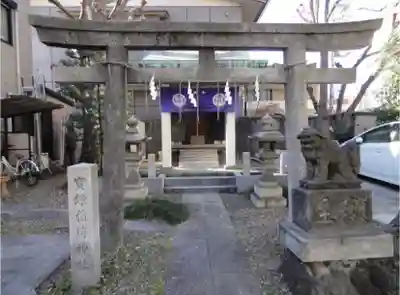 初音森神社の鳥居