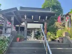 宗英寺の山門