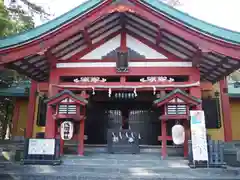 新橋浅間神社の本殿