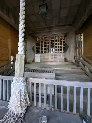 山上大神宮の{uncategorized: "未分類", other: "その他", undefined: "問題あり", building: "その他建物", grave: "お墓", sacred_gate: "鳥居", guardian: "狛犬", statue: "像", buddha: "仏像", history: "歴史", nature: "自然", garden: "庭園", animal: "動物", pagoda: "塔", temizu: "手水舎", mountain_gate: "山門・神門", sanctuary: "本殿・本堂", subordinate: "末社・摂社", art: "芸術", scenery: "景色", jizo: "地蔵", ema: "絵馬", goshuin: "御朱印", omikuji: "おみくじ", items: "授与品その他", amulet: "お守り", goshuincho: "御朱印帳", eats: "食事", festival: "お祭り", votive_dance: "神楽", shichigosan: "七五三参", wedding: "結婚式", experience: "体験その他", initially: "初詣", around: "周辺", anti_infection: "感染症対策"}