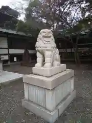 皇大神宮（烏森神社）の狛犬