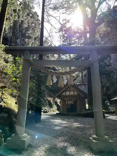 秋元神社の鳥居