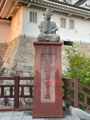 白髭神社の像