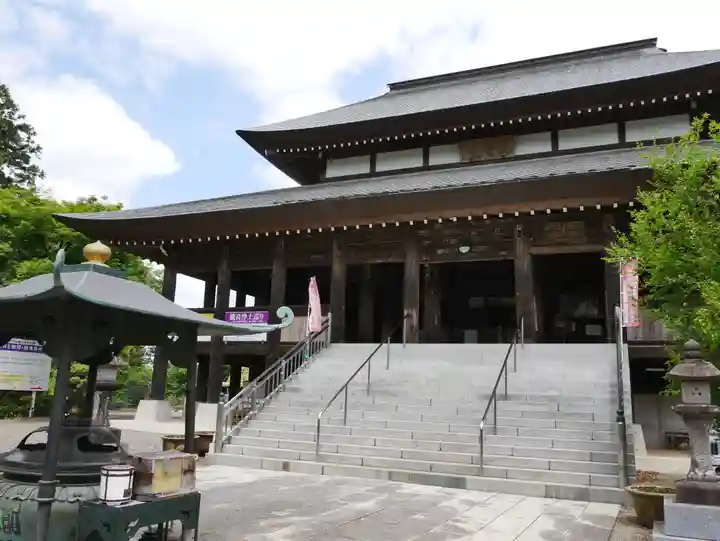 高蔵寺の本殿・本堂