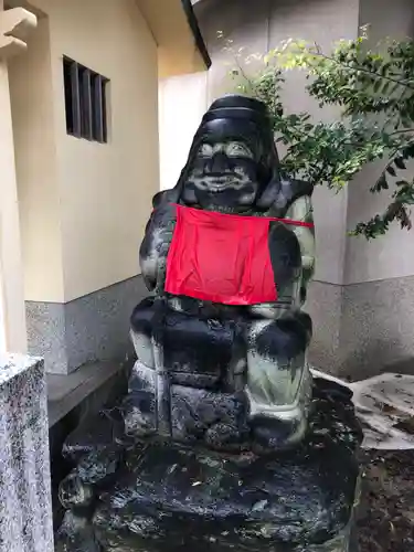 舞子六神社の像