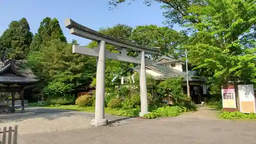 彌高神社の鳥居