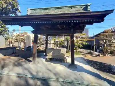 元巣神社の手水舎