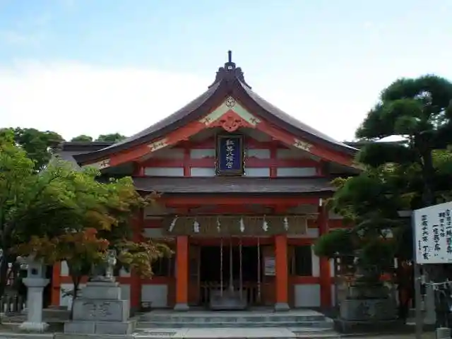 紅葉八幡宮の本殿・本堂