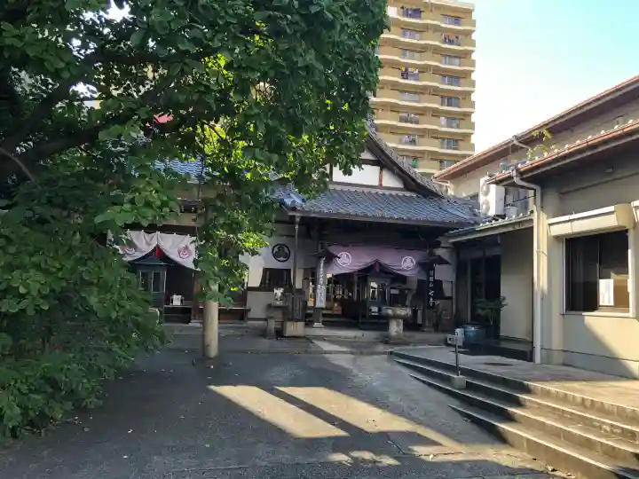 稲園山 七寺の本殿・本堂