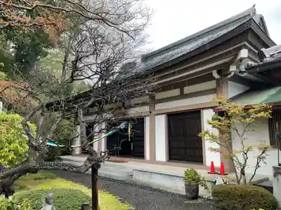 薬師院の本殿・本堂