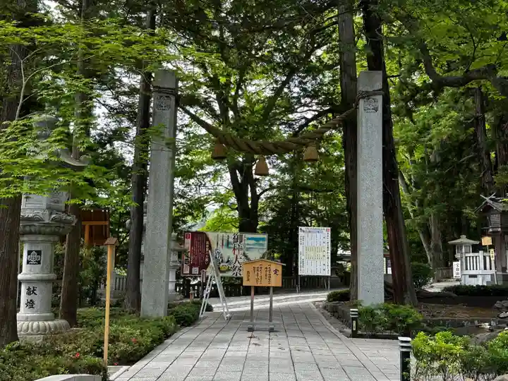 諏訪大社下社秋宮(長野県)