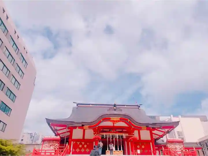 花園神社の本殿・本堂