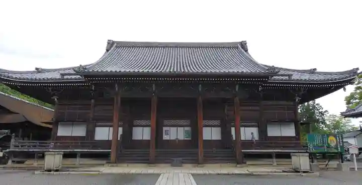 西教寺の本殿・本堂