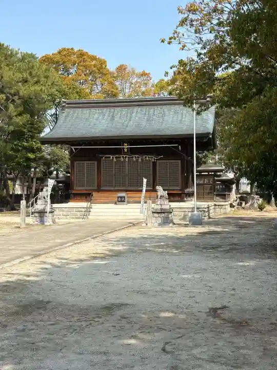 日名神明宮の{uncategorized: "未分類", other: "その他", undefined: "問題あり", building: "その他建物", grave: "お墓", sacred_gate: "鳥居", guardian: "狛犬", statue: "像", buddha: "仏像", history: "歴史", nature: "自然", garden: "庭園", animal: "動物", pagoda: "塔", temizu: "手水舎", mountain_gate: "山門・神門", sanctuary: "本殿・本堂", subordinate: "末社・摂社", art: "芸術", scenery: "景色", jizo: "地蔵", ema: "絵馬", goshuin: "御朱印", omikuji: "おみくじ", items: "授与品その他", amulet: "お守り", goshuincho: "御朱印帳", eats: "食事", festival: "お祭り", votive_dance: "神楽", shichigosan: "七五三参", wedding: "結婚式", experience: "体験その他", initially: "初詣", around: "周辺", anti_infection: "感染症対策"}